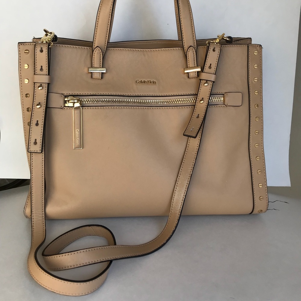 Calvin Klein Tan & Gold Handbag/Cross-Body Bag